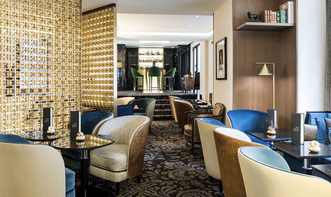 Collinet armchairs Hotel Sofitel Paris Baltimore Tour Eiffel