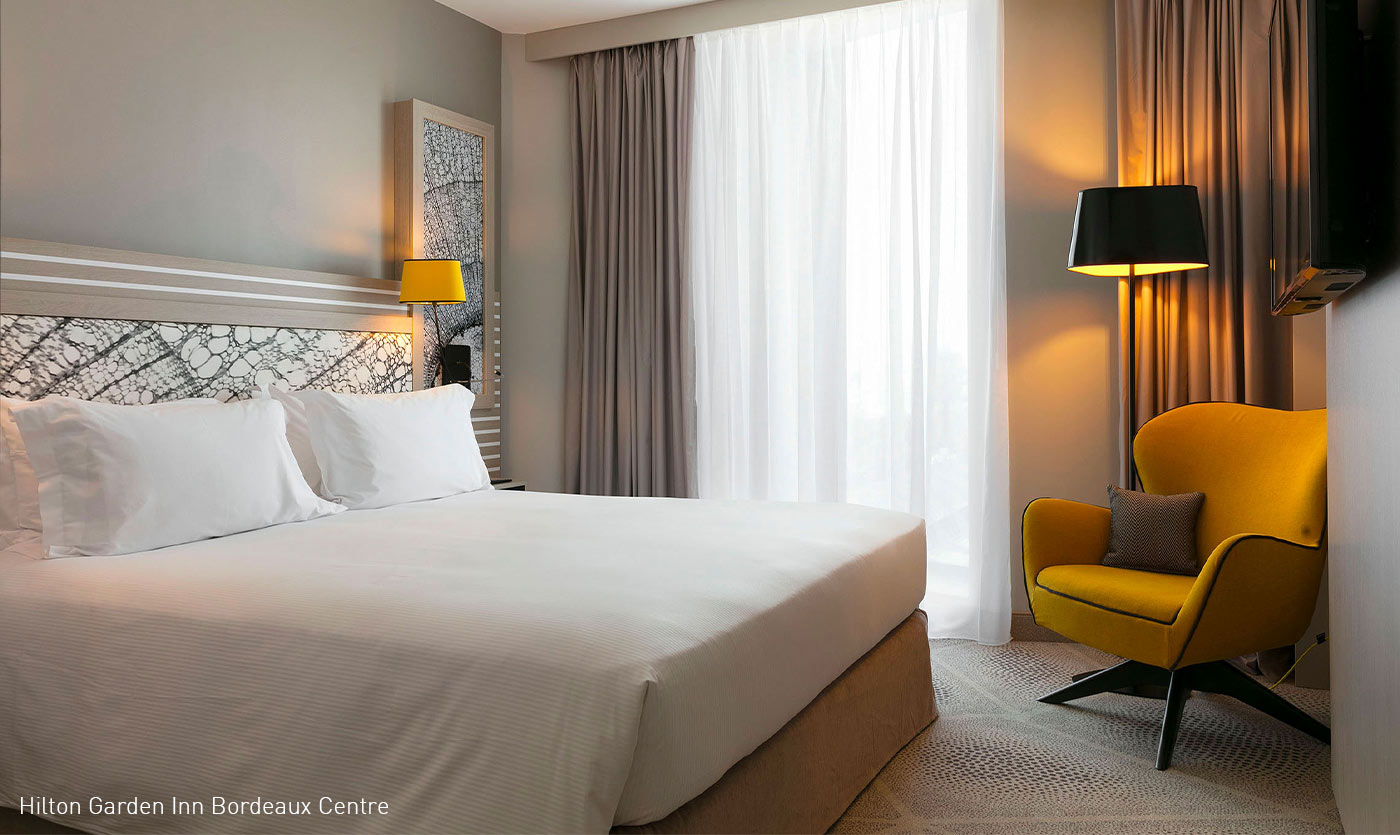 Collinet furniture for the Hilton Garden Inn Bordeaux Centre 03