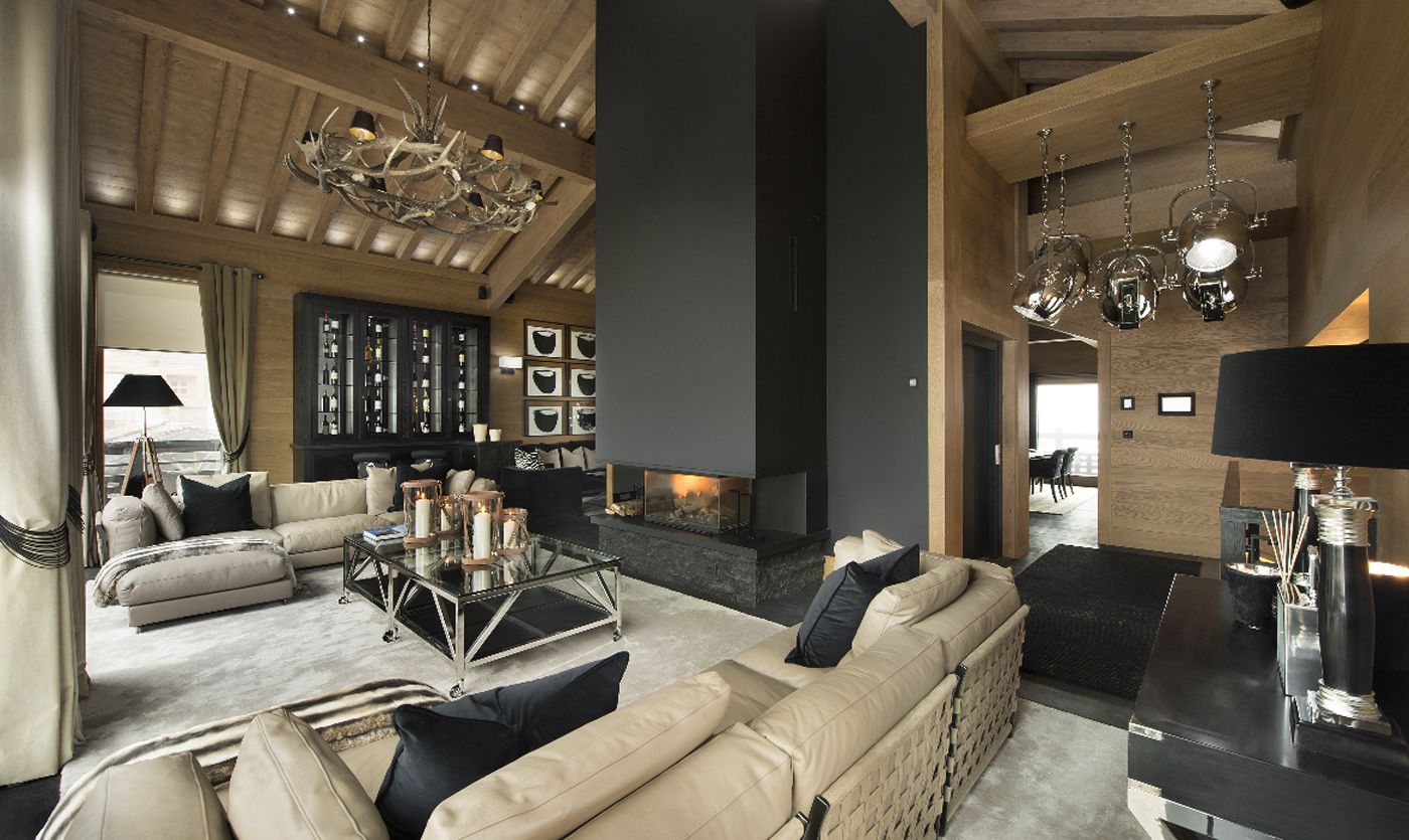 Dreamlike wooden cabin in Courchevel