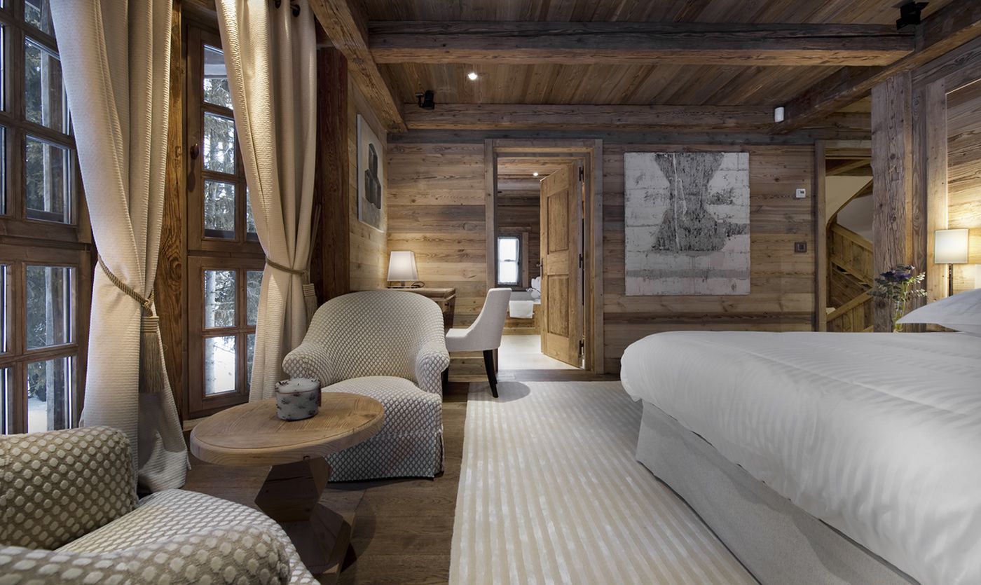 Dreamlike wooden cabin in Courchevel
