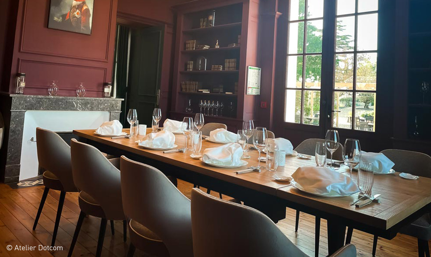 Collinet furniture for the Château Soutard restaurant
