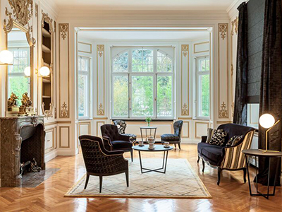 Collinet furniture at Villa Camoufle