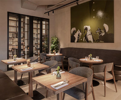 Folk restaurant
