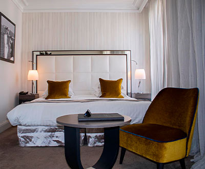 Discover the furniture created by Collinet for the Canberra hotel in Cannes