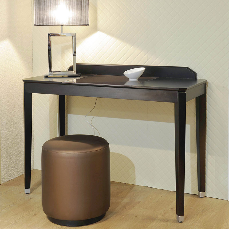 desk St Malo 1