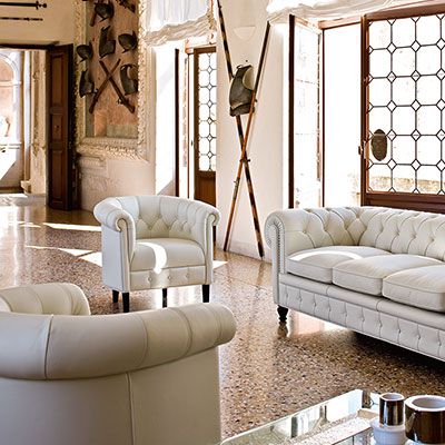 Chesterfield Sofa