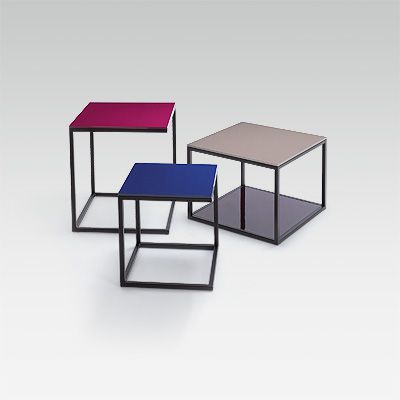 Quadro Table