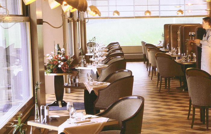 Parc des Eaux-Vives hotel restaurant
