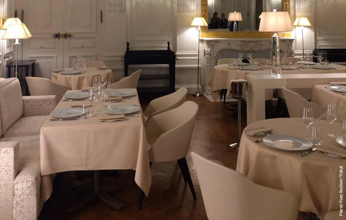 Restaurant furniture for le Château de Ferrières