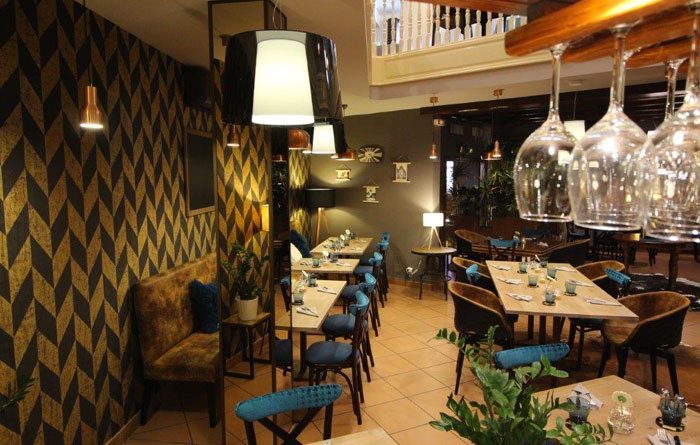 Restaurant furniture for Auberge de la Paix in Alsace