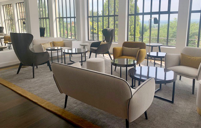 Collinet furniture for the La Mère Germaine restaurant in Châteauneuf du Pape 03