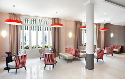 Les Nations Hotel in Vichy