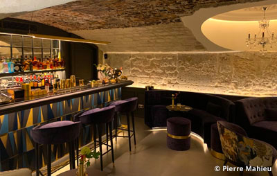 Furniture of the Roi de Sicile Hotel in Paris