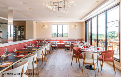 Collinet furniture for the La Mère Germaine restaurant in Châteauneuf du Pape